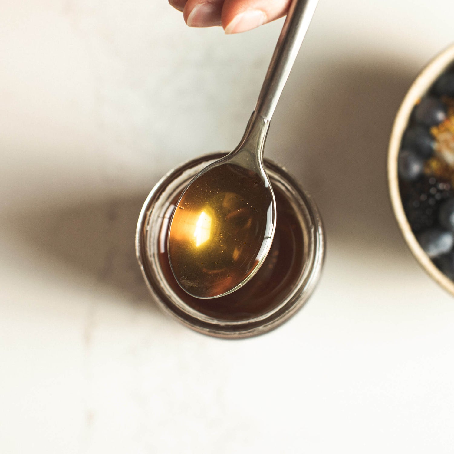 100% Raw Organic &amp; Unfiltered Honey